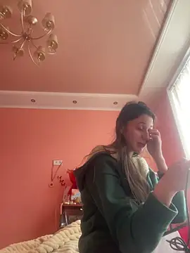 Snapshot of Flossy_Vettie chatting on February 17, 2026, 1:07 pm Flossy Vettie online show from February 17, 2026, 1:07 pm