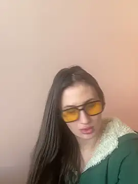 Snapshot of Flossy_Vettie chatting on April 5, 2026, 3:31 pm Flossy Vettie online show from April 5, 2026, 3:31 pm