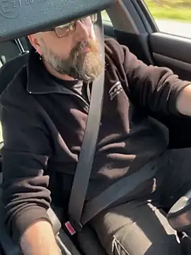 Snapshot of jim470 chatting on March 7, 2025, 12:45 pm jim470 online show from March 7, 2025, 12:45 pm