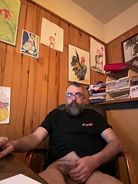 Snapshot of jim470 chatting on March 18, 2025, 5:53 pm jim470 online show from March 18, 2025, 5:53 pm