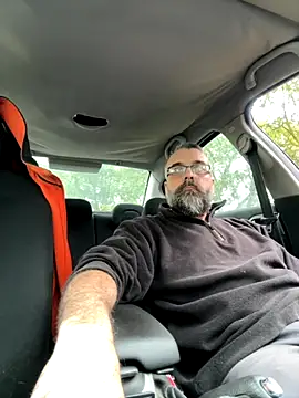 Snapshot of jim470 chatting on October 4, 2025, 7:39 am jim470 online show from October 4, 2025, 7:39 am