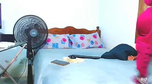 Snapshot of cositarrica_xxx chatting on February 3, 2025, 4:20 pm cositarrica xxx online show from February 3, 2025, 4:20 pm