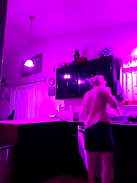 Snapshot of ScarletCallings420 chatting on November 9, 2025, 5:22 pm ScarletCallings420 online show from November 9, 2025, 5:22 pm