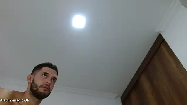 Noah jhonsonn online show from February 20, 2026, 5:24 pm