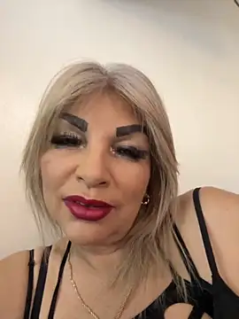 scarlett sexx69 online show from February 26, 2026, 11:42 am