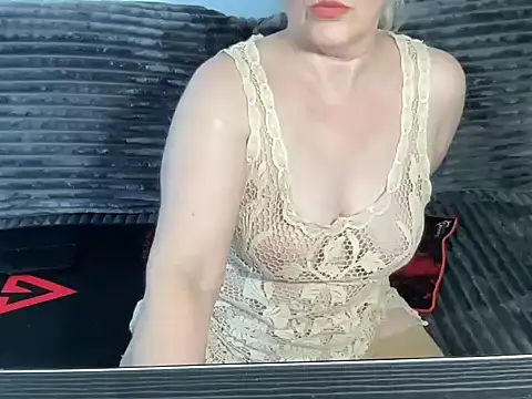 Snapshot of milaja chatting on October 26, 2025, 8:09 am milaja online show from October 26, 2025, 8:09 am