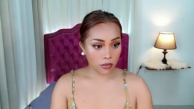 DreamLADYBOY online show from March 26, 2026, 2:28 am