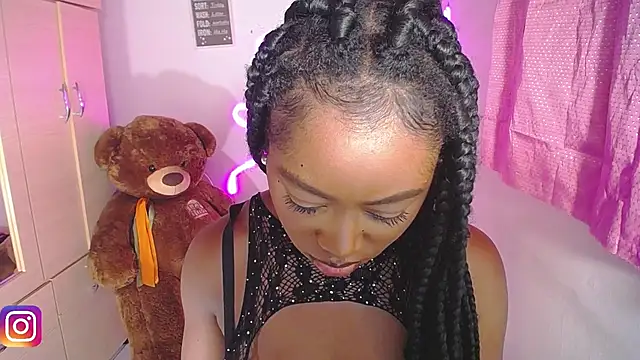 Snapshot of Cynthia_se chatting on December 3, 2024, 5:09 am Cynthia se online show from December 3, 2024, 5:09 am