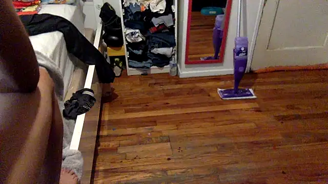 BIG-CkD F online show from March 13, 2025, 4:56 pm