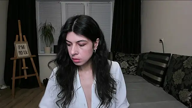 MolagAnna online show from March 22, 2026, 8:23 pm