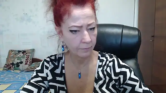 Snapshot of MilayaDFlow chatting on January 26, 2025, 1:36 pm MilayaDFlow online show from January 26, 2025, 1:36 pm