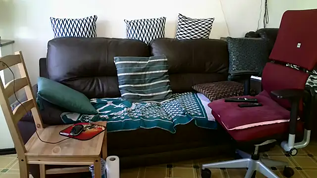 HETEREOMAN online show from September 14, 2025, 3:44 pm