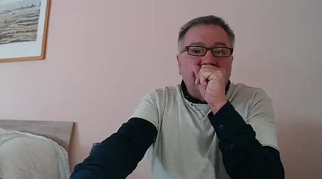 Snapshot of YOU6me chatting on January 30, 2025, 10:19 am YOU6me online show from January 30, 2025, 10:19 am