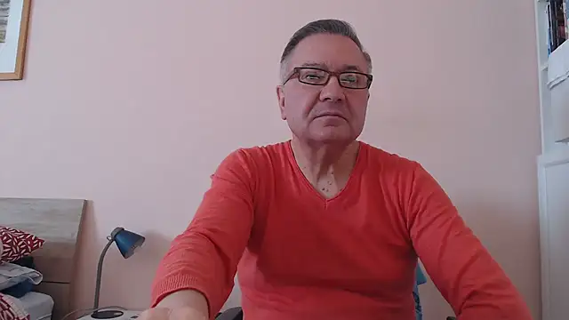 YOU6me online show from November 1, 2025, 9:11 am