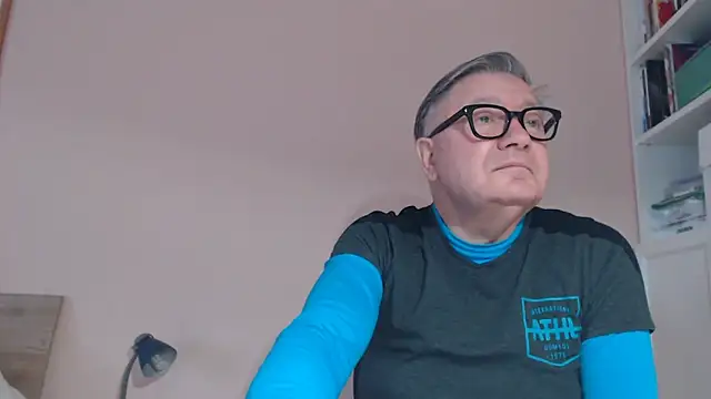 YOU6me online show from February 9, 2026, 8:51 am