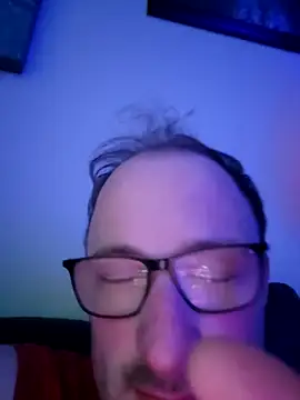 Snapshot of gdawg78 chatting on March 4, 2026, 1:00 am gdawg78 online show from March 4, 2026, 1:00 am