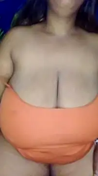 winterqueenx online show from January 11, 2025, 3:44 am