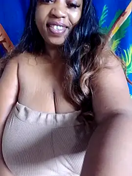 winterqueenx online show from January 18, 2025, 5:31 am