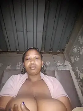 winterqueenx online show from June 21, 2026, 5:21 am