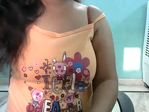 SexyRashmika online show from November 2, 2025, 10:06 am