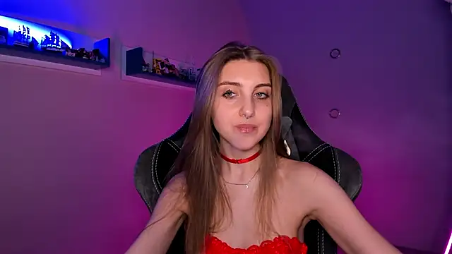 CassiaBlade1 online show from January 16, 2025, 7:31 pm