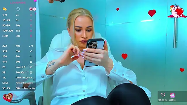 sassy madeline online show from February 26, 2025, 12:05 am