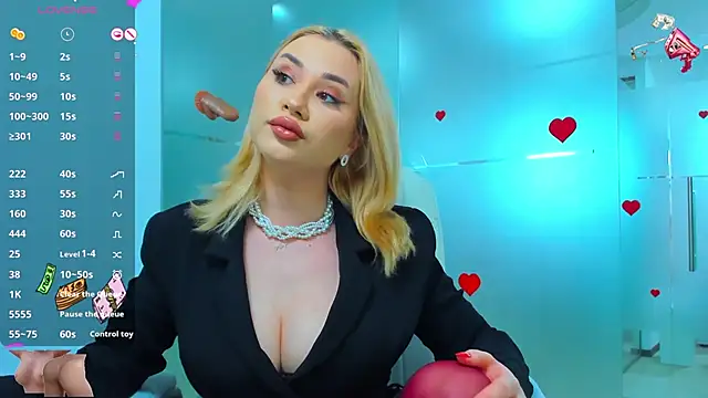 sassy madeline online show from March 20, 2025, 7:35 pm