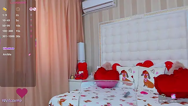 Snapshot of sassy_madeline chatting on February 25, 2026, 11:31 am sassy madeline online show from February 25, 2026, 11:31 am