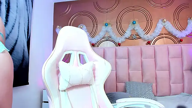 valeriaa19 online show from January 3, 2025, 5:28 am