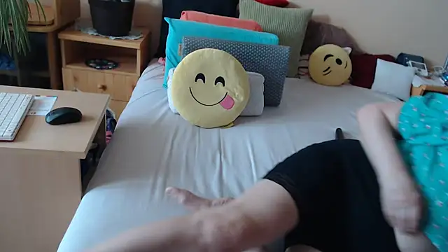 Margaret-milf online show from May 21, 2026, 4:30 am