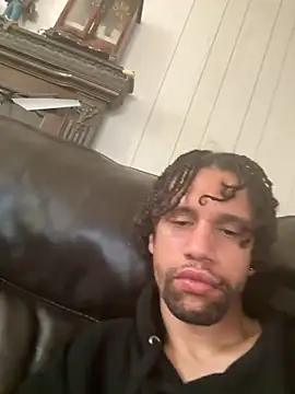 kingdennis6666 online show from September 15, 2025, 9:48 pm