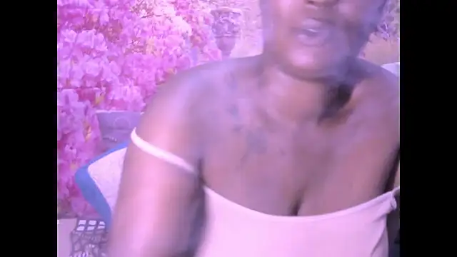 ebonyboobiez online show from October 12, 2025, 7:35 pm