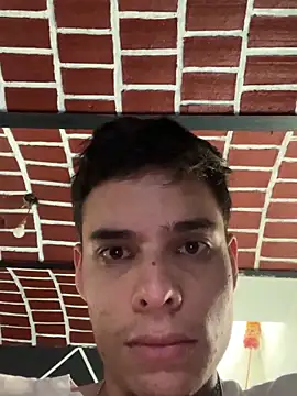 brianor89 online show from October 9, 2025, 4:16 pm