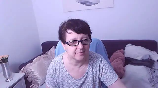 Snapshot of ChristaRose chatting on April 18, 2026, 7:58 pm ChristaRose online show from April 18, 2026, 7:58 pm