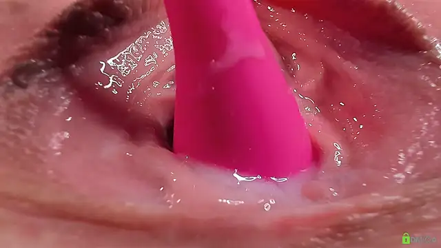 Courtney Luv online show from March 19, 2026, 3:16 pm