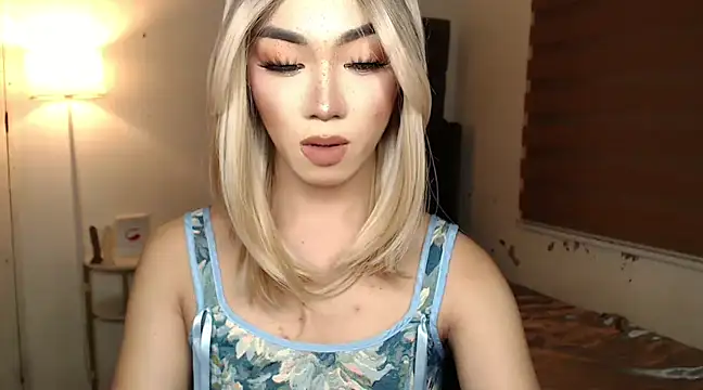 Snapshot of Local_Hoelyx chatting on March 15, 2025, 10:00 pm Local Hoelyx online show from March 15, 2025, 10:00 pm