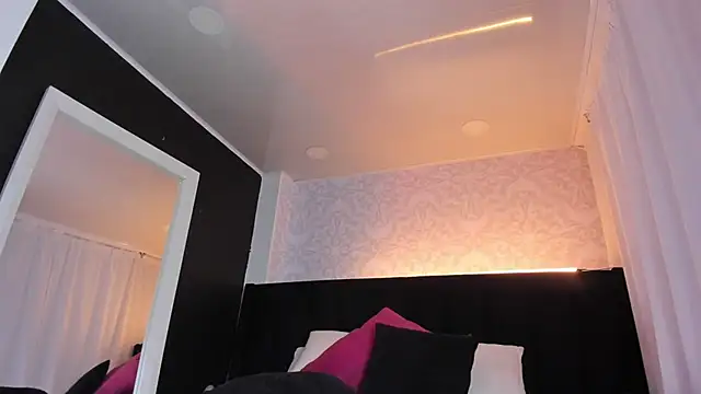 Snapshot of _liathompsom09 chatting on March 13, 2025, 3:06 pm liathompsom09 online show from March 13, 2025, 3:06 pm