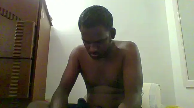 Slavebottombdsm09 online show from February 14, 2025, 3:05 pm