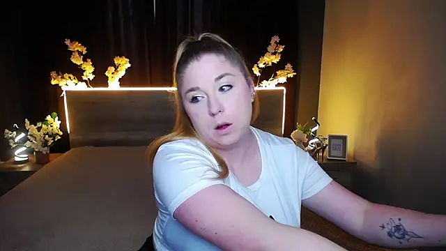 JessikaDaniel online show from March 17, 2026, 7:44 am