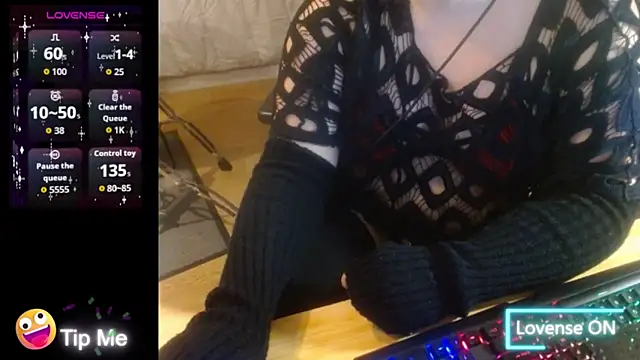 elisacoquineoff online show from March 25, 2026, 6:52 am