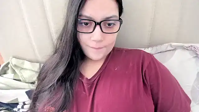 Snapshot of roniewester chatting on January 16, 2026, 1:26 pm roniewester online show from January 16, 2026, 1:26 pm