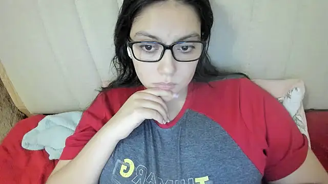 Snapshot of roniewester chatting on February 10, 2026, 2:48 am roniewester online show from February 10, 2026, 2:48 am