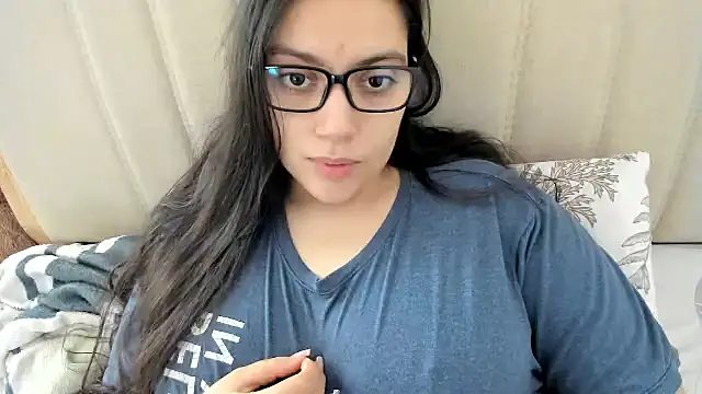 Snapshot of roniewester chatting on February 20, 2026, 1:11 pm roniewester online show from February 20, 2026, 1:11 pm