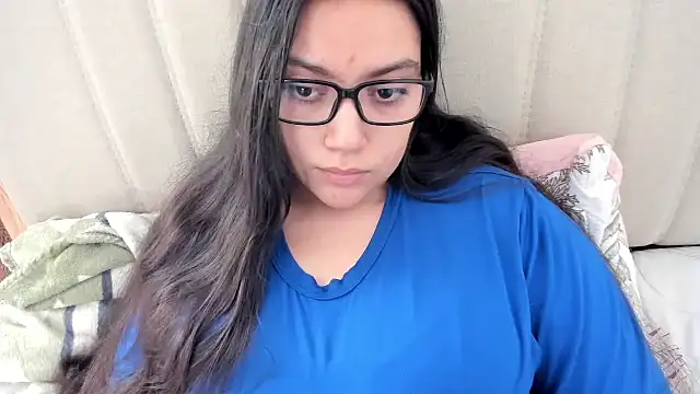 Snapshot of roniewester chatting on February 26, 2026, 2:38 pm roniewester online show from February 26, 2026, 2:38 pm