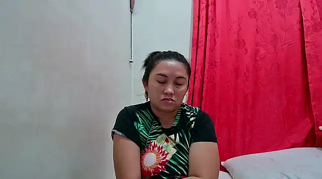 Snapshot of LalaiAsian chatting on February 14, 2025, 7:44 pm LalaiAsian online show from February 14, 2025, 7:44 pm