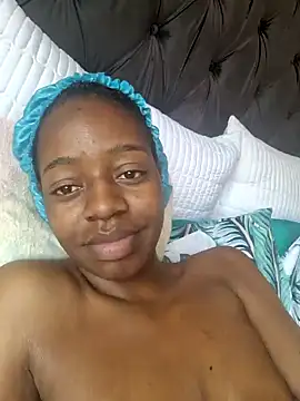 Snapshot of Sexynaughty_Gal chatting on December 16, 2024, 10:40 am Sexynaughty Gal online show from December 16, 2024, 10:40 am