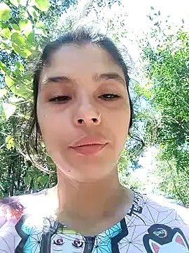 Snapshot of mariamac420 chatting on February 2, 2025, 4:00 pm mariamac420 online show from February 2, 2025, 4:00 pm