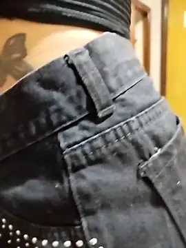 Snapshot of mariamac420 chatting on February 14, 2026, 12:24 pm mariamac420 online show from February 14, 2026, 12:24 pm