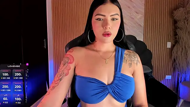 Snapshot of karol_green_ chatting on September 23, 2025, 2:25 am karol green online show from September 23, 2025, 2:25 am