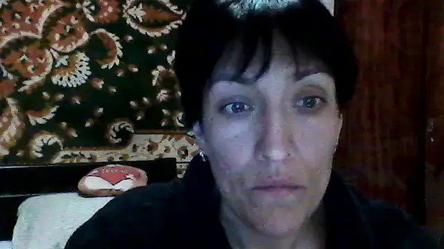 SunnyAmorre online show from April 6, 2026, 8:21 pm